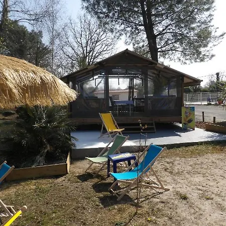 Avec Terrasse A Saint-sornin Pour 4 Personnes - Api-1-52-414 Campsite Saint-Sornin (Charente-Maritime)