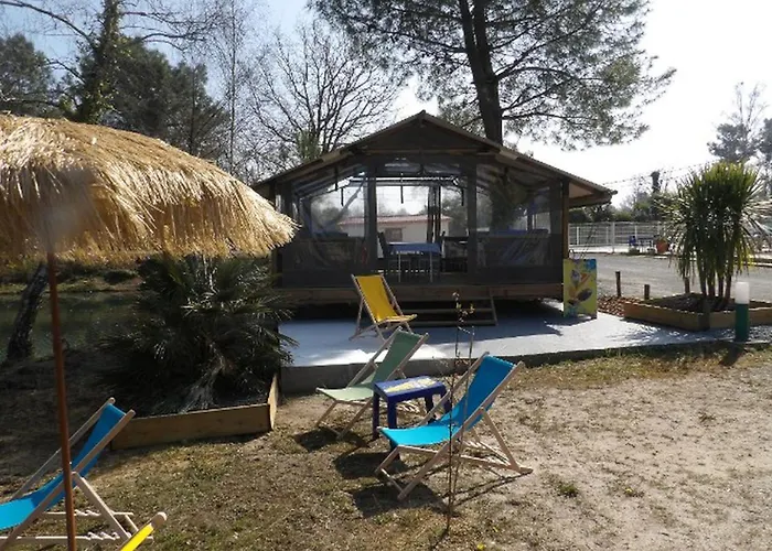 Avec Terrasse A Saint-sornin Pour 4 Personnes - Api-1-52-414 Camping Saint-Sornin (Charente-Maritime)