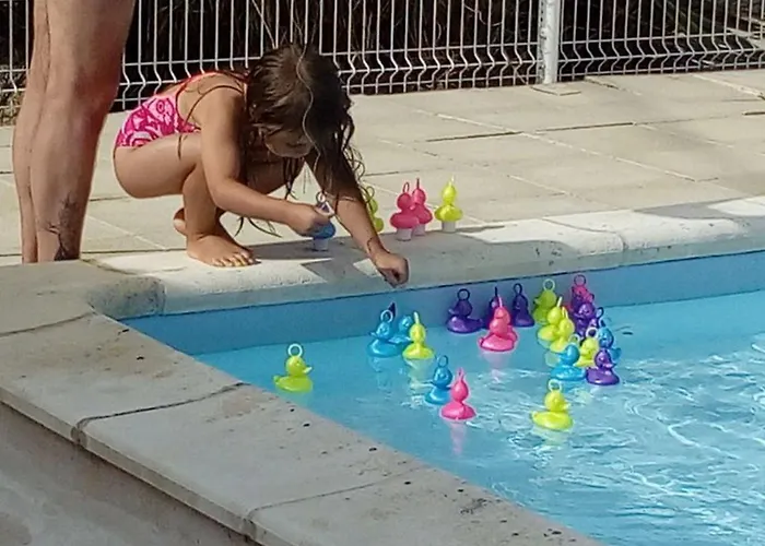 Avec Terrasse A Saint-sornin Pour 4 Personnes - Api-1-52-414 Camping Saint-Sornin (Charente-Maritime)